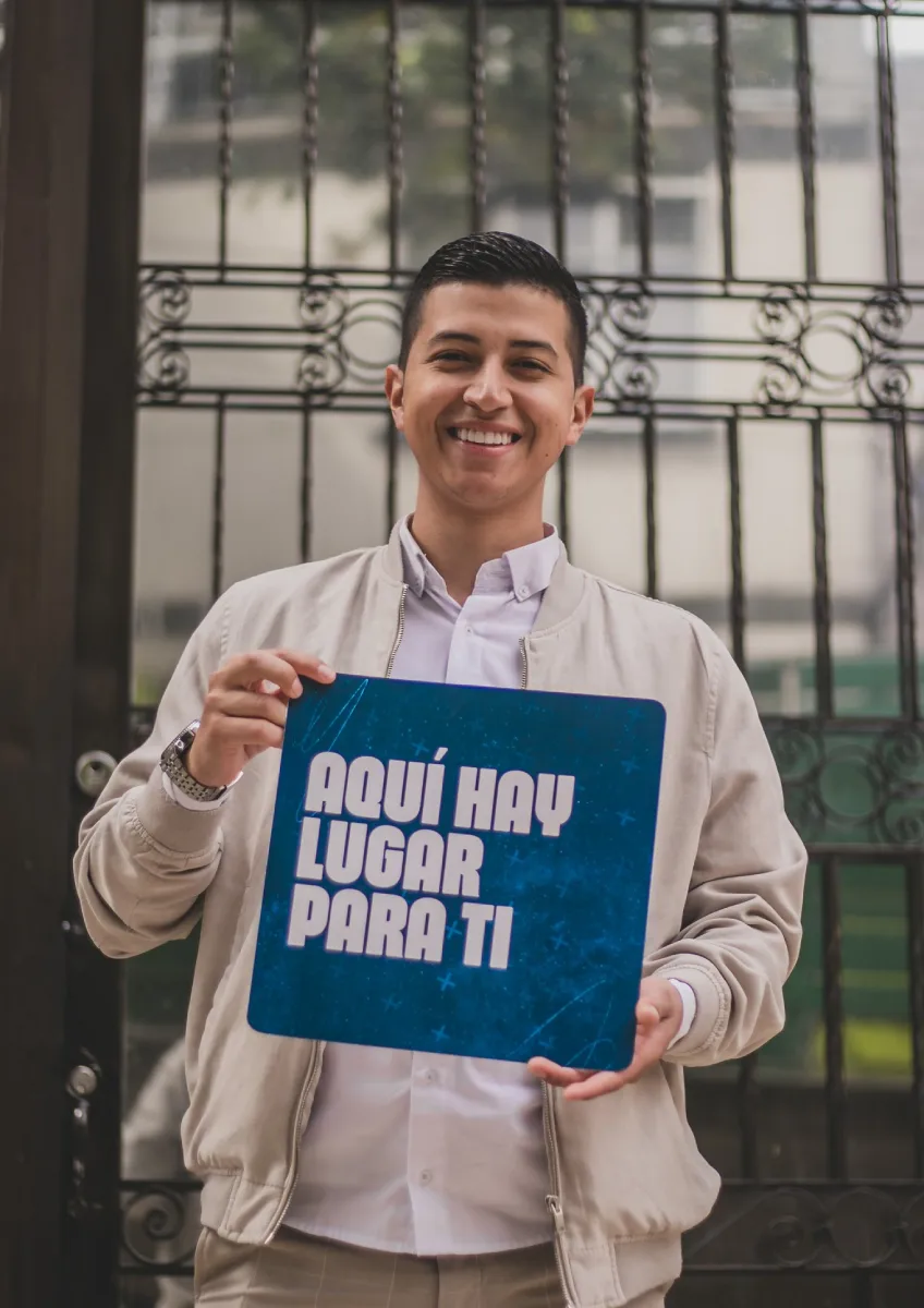 Contactenos